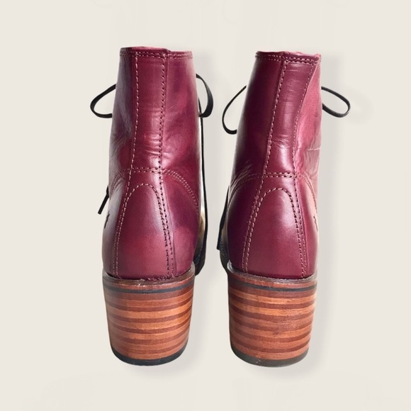 RARE Frye Sabrina 6G Cherry Retro Combat AnkleBoot - Picture 11 of 16